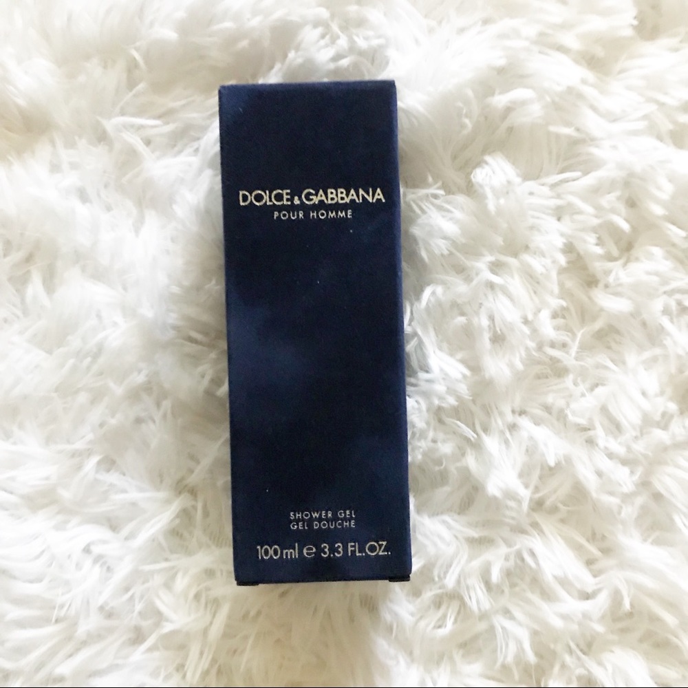 Dolce & Gabbana shower gel.